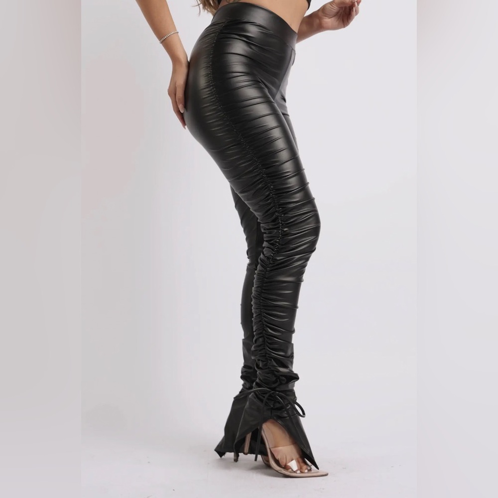 Rutched PU leather leggings